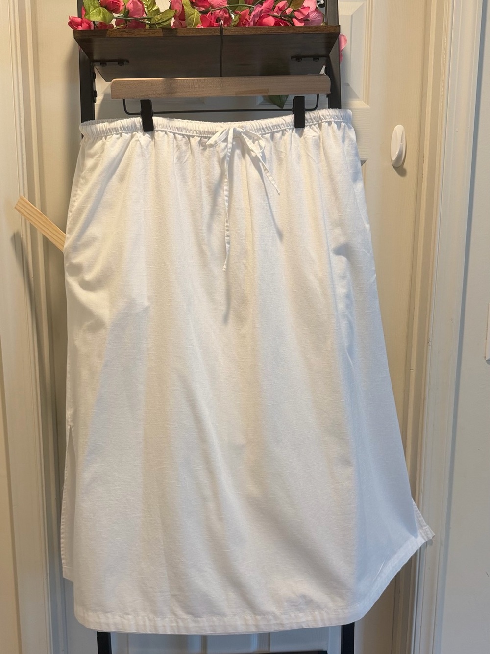Classic White A-Line Side Slits Skirt